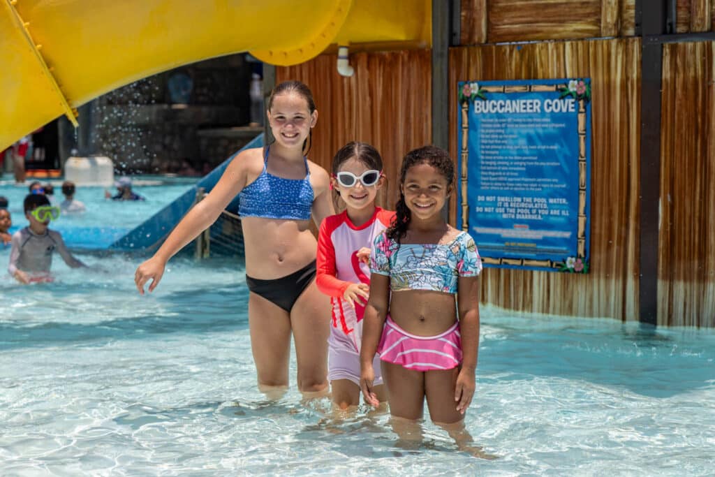 3 girls at Bucaneers Cove