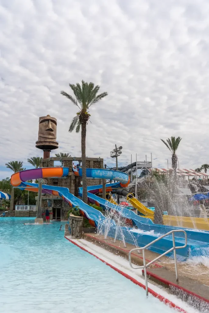 Hammerhead water slide - Big Kahunas Water Park Destin