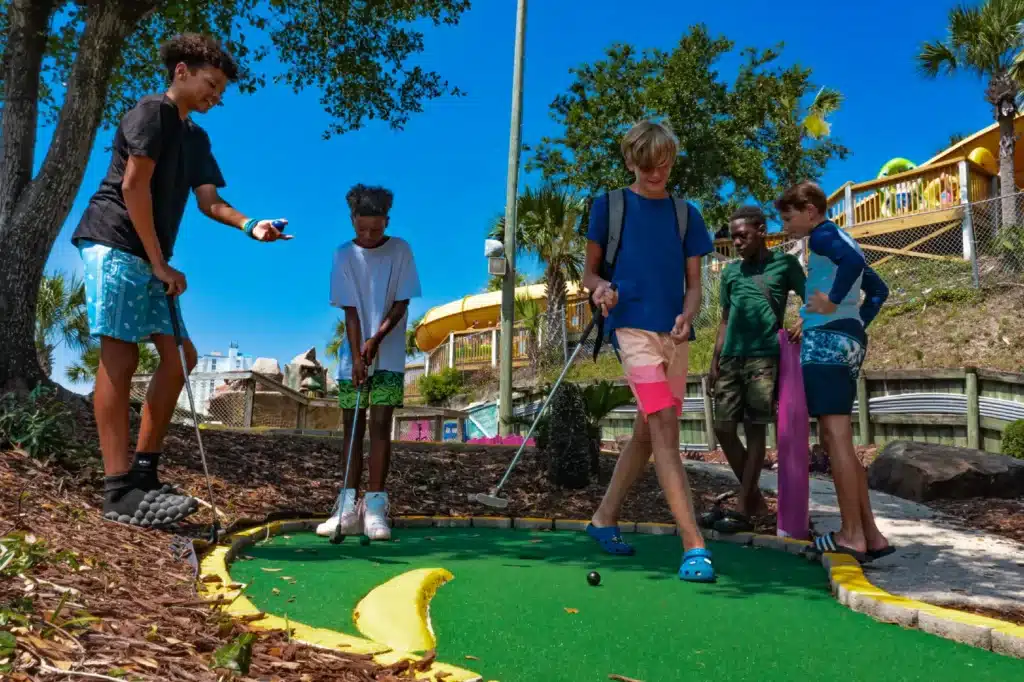 Big Kahunas Destin - mini golf birthday party